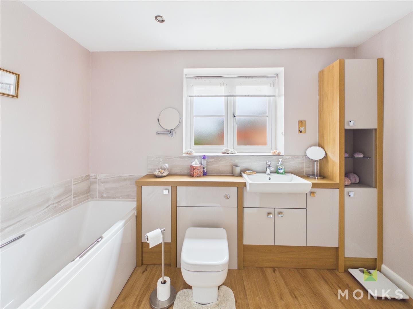 28 Leek Street, Shrewsbury, SY4 5EP For Sale